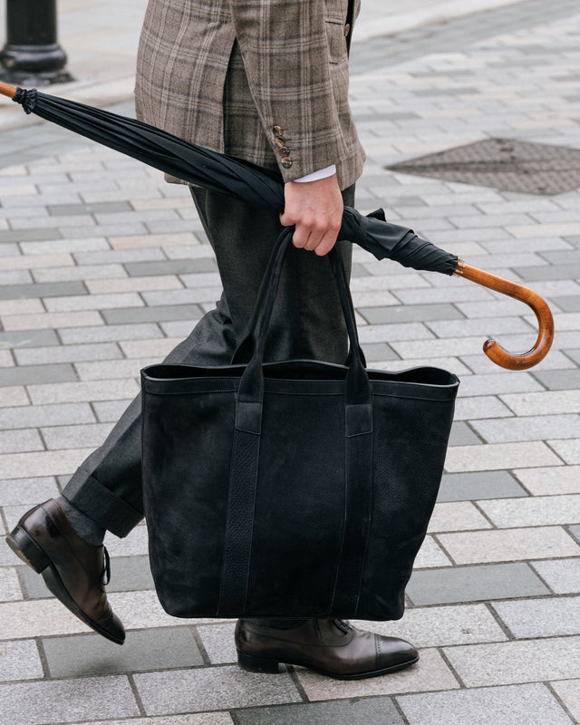 The nubuck tote