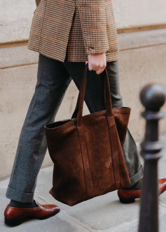 The nubuck tote