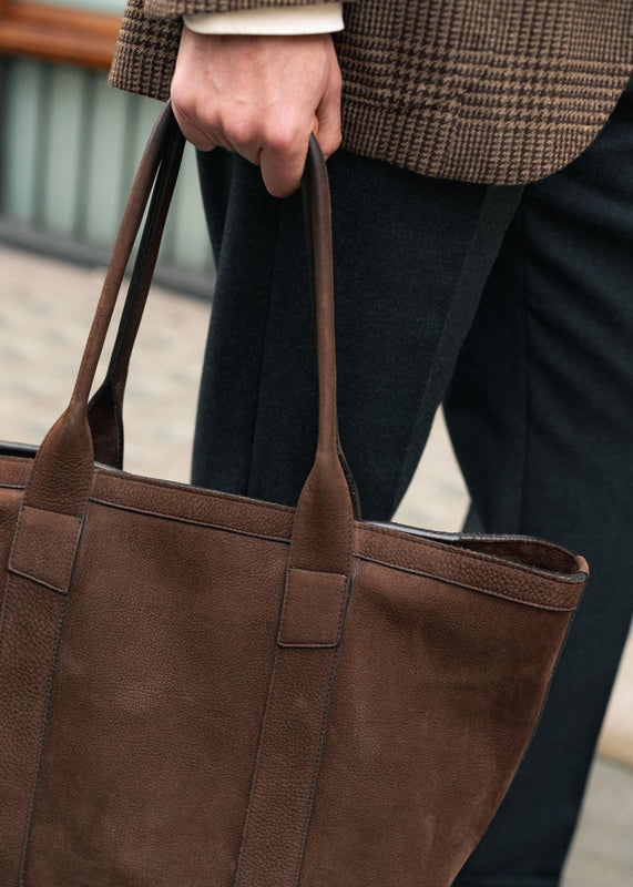 The nubuck tote