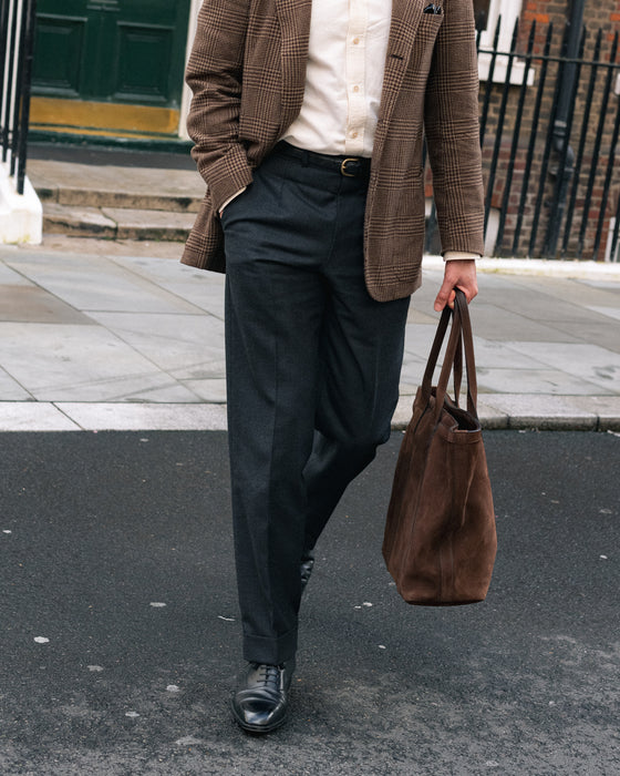 The nubuck tote